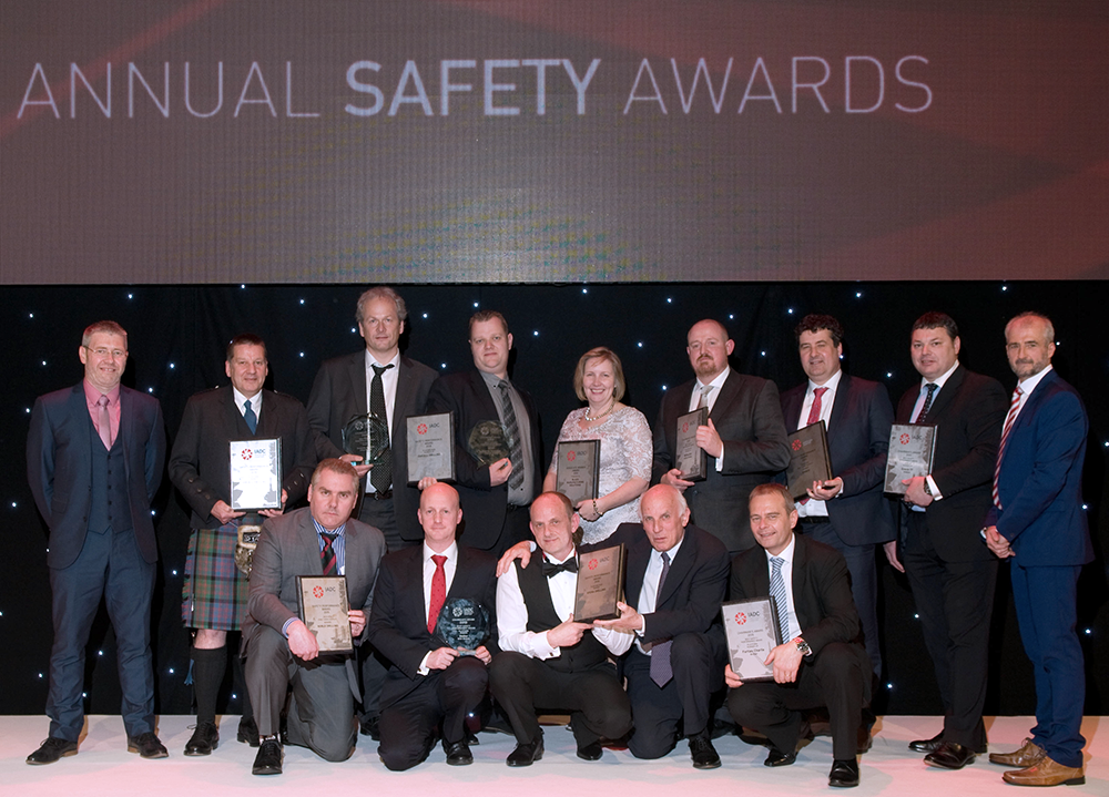 IADC Safety Award Winners and Runners-up 2016 Back row: Ivor McBean, Diamond Offshore (Co-Chair); Alistair McDonald, Odfjell Drilling; Ole Maier, Odfjell Drilling; Henrik Hundebol, Maersk Drilling; Ann Johnson, Blaze Manufacturing Services; Ally Malcolm, Awilco Drilling; Julian Hall, Enso; Jools Coghill, Ensco and Gary Holman, Awilco Drilling (Co-Chair) FRONT ROW: Matt Brodie, Noble Drilling; Stuart Sutherland, KCA Deutag; Geoff Polson, Stena Drilling; Iain Mitchell, Stena Drilling and Ray Taylor, Archer