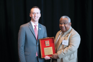 IADC President Jason McFarland (left) presented an Exemplary Service Award to Arun Karle on 8 November at the 2018 IADC Annual General Meeting in New Orleans, in recognition of his extended service to IADC and its members over the past decades.
